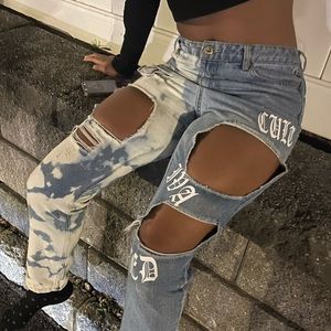 Custom “cultivated” jeans(blue) ripped